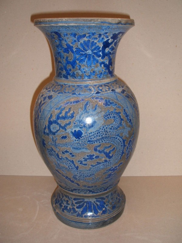Fles met chinoiserie decor